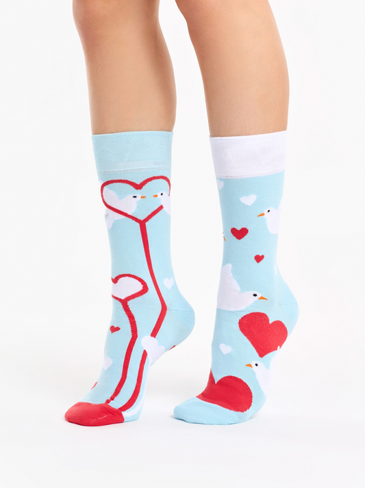 regular-socks-white-doves-de/de5ad959dd21b54a351cb17e362004a62bddabcd