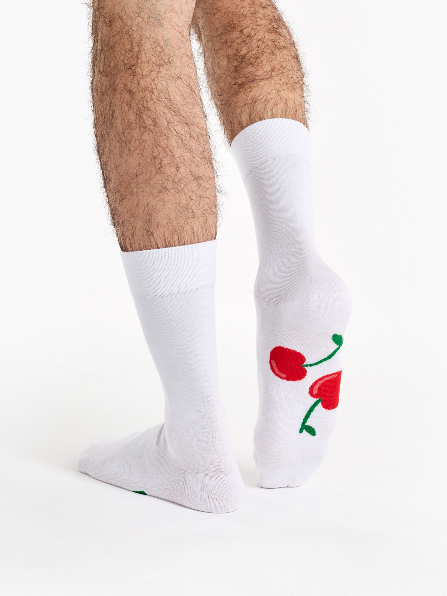 regular-socks-red-cherries-a9/a9747b4f4f4d25d2056a25657dd86805a618eb36