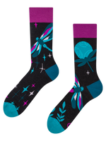 regular-socks-dragonflies-at-night-d2/d25e3d89f0df7b3e4f7badf198d4cb26f7a88e50