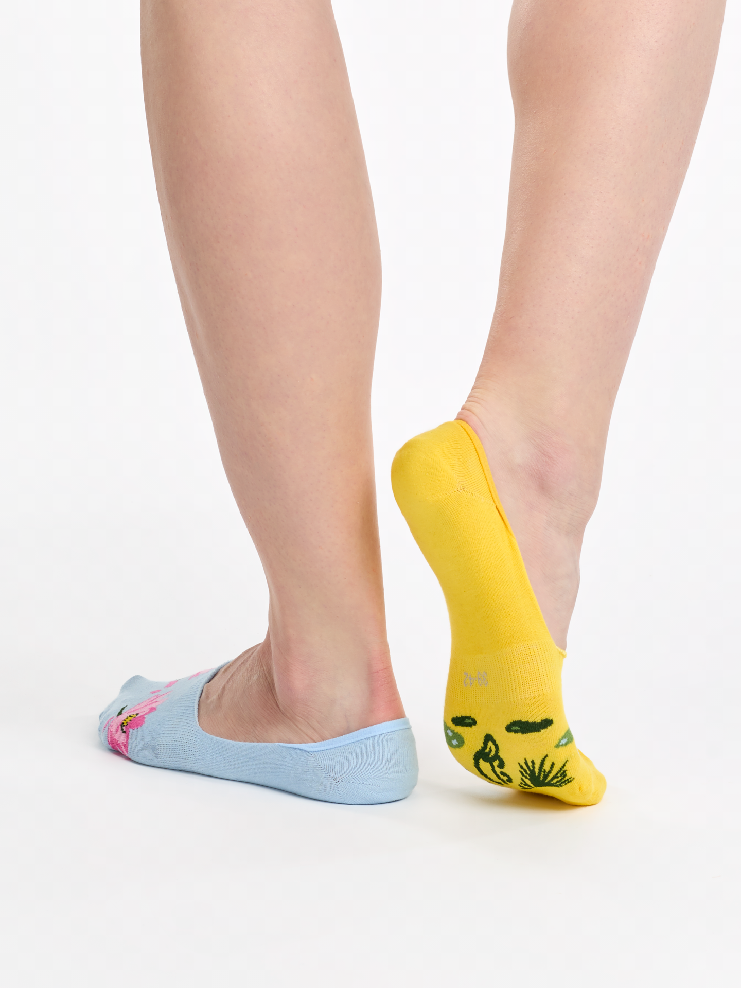 no-show-socks-water-lily-81/814aaeb798dc87fb6ba97b73109e5fbc3bcb53a9