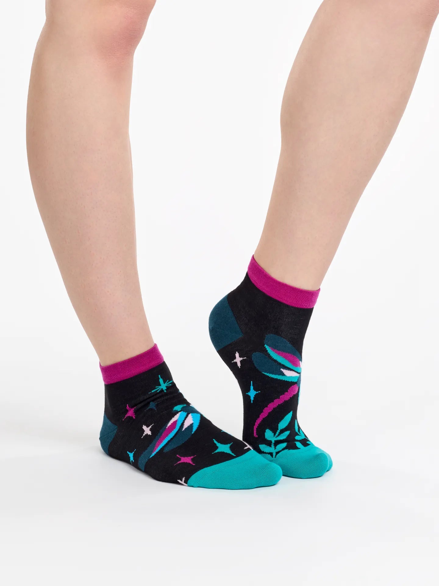 ankle-socks-dragonflies-at-night-24/24460e430333f52035c5a64eafaf2000d5939eb2