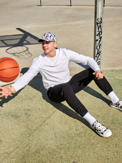 canvas-shoes-black-white-stains-90/90d962e047f9d4b6aadf2a3a8adbcdfc09c82f4f