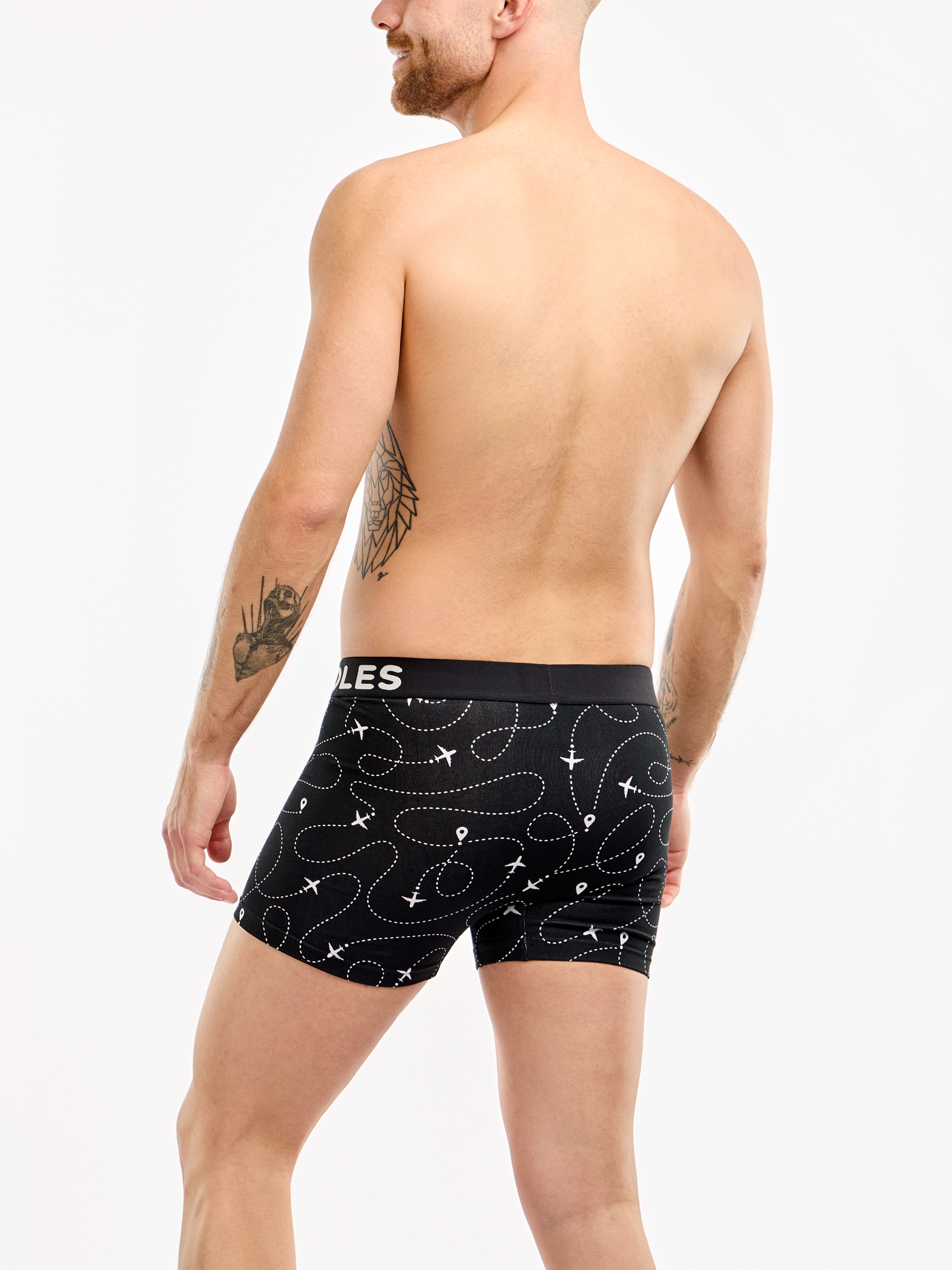 mens-trunks-plane-route-7c/7c5ec1ecd150541d79f0d664030ddac4a705d8e8