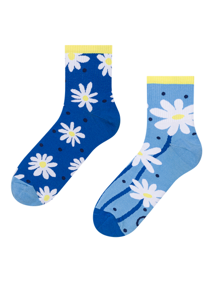 crew-socks-daisies-dots-3c/3cb50245bb9957fad32d9906c6f97b2083a7fd7e